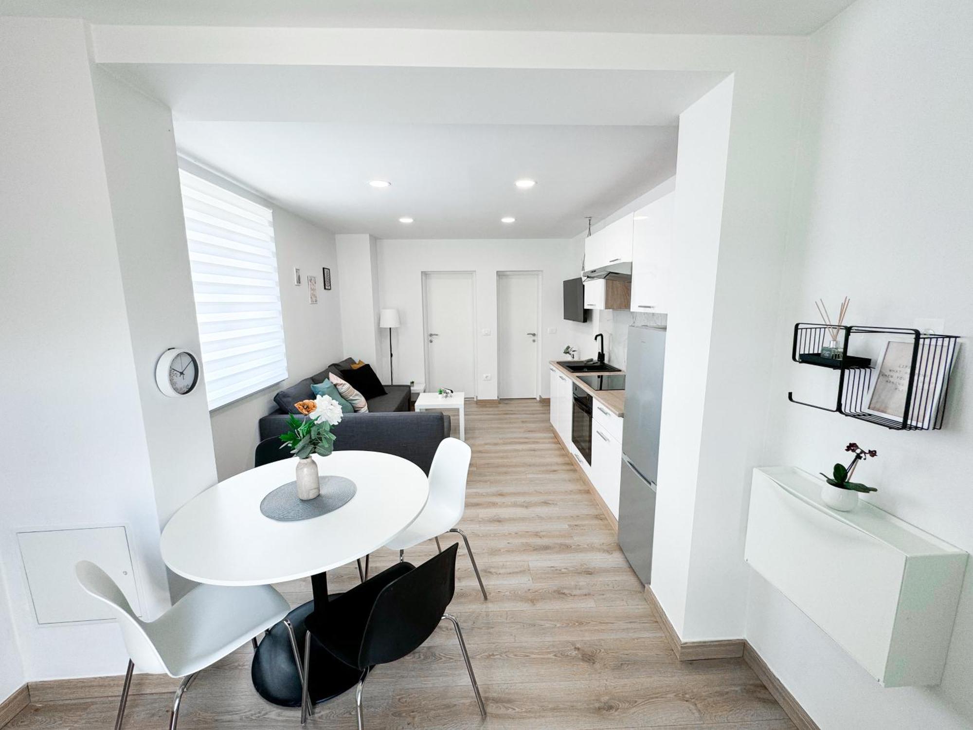 The Pinot'S Apartments Koper Exterior foto